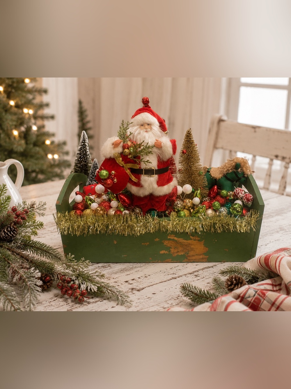 “Santa Claus”Vignette Holiday Centerpiece #1